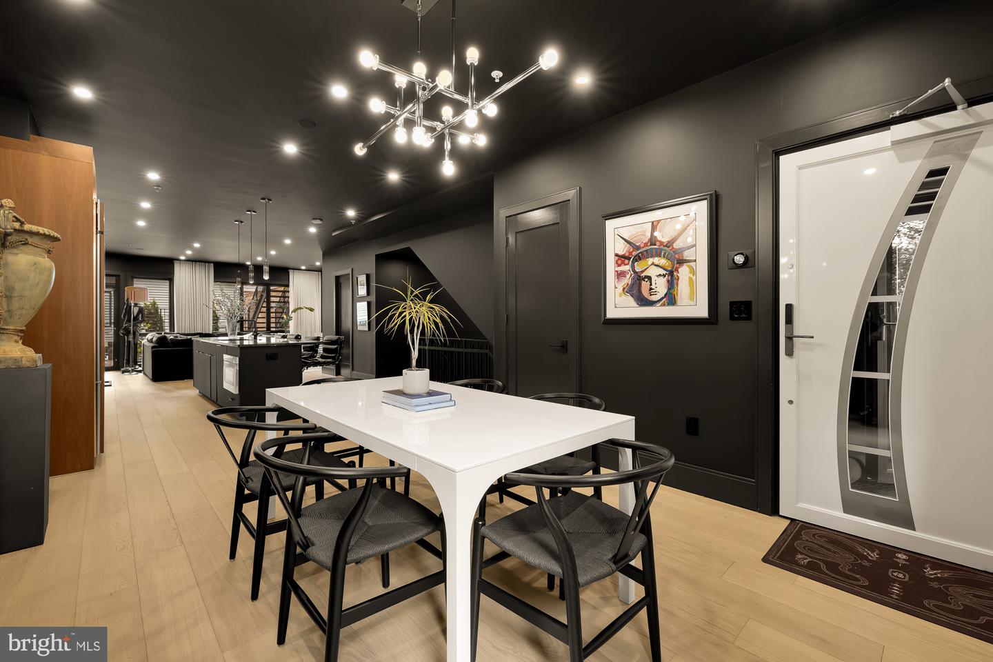 2534 11TH ST NW #1, WASHINGTON, District Of Columbia 20001, 2 Bedrooms Bedrooms, ,2 BathroomsBathrooms,Residential,For sale,2534 11TH ST NW #1,DCDC2202780 MLS # DCDC2202780