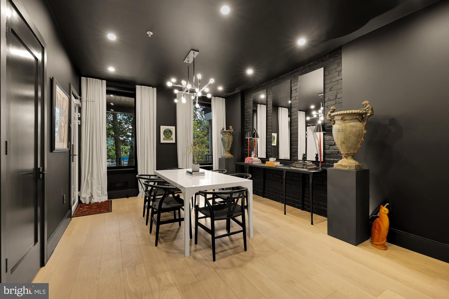 2534 11TH ST NW #1, WASHINGTON, District Of Columbia 20001, 2 Bedrooms Bedrooms, ,2 BathroomsBathrooms,Residential,For sale,2534 11TH ST NW #1,DCDC2202780 MLS # DCDC2202780