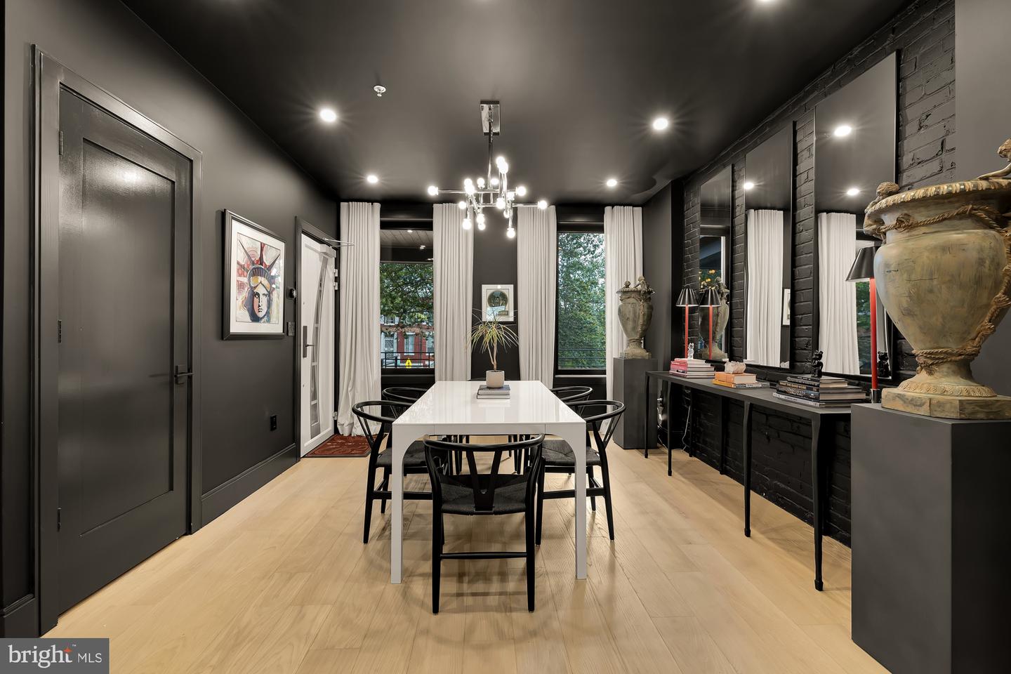 2534 11TH ST NW #1, WASHINGTON, District Of Columbia 20001, 2 Bedrooms Bedrooms, ,2 BathroomsBathrooms,Residential,For sale,2534 11TH ST NW #1,DCDC2202780 MLS # DCDC2202780