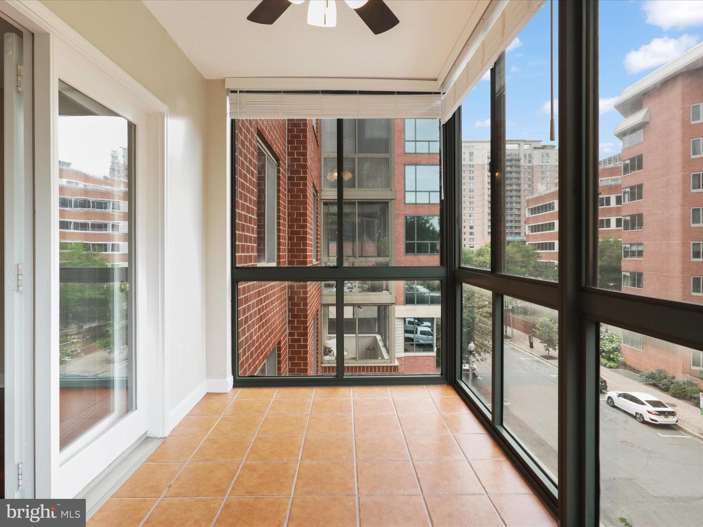 1045 N UTAH ST #2-404, ARLINGTON, Virginia 22201, 1 Bedroom Bedrooms, ,1 BathroomBathrooms,Residential,For sale,1045 N UTAH ST #2-404,VAAR2058280 MLS # VAAR2058280