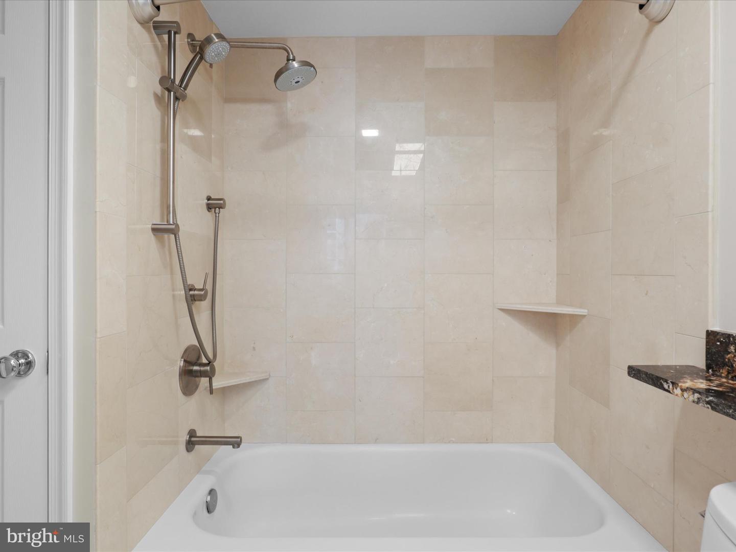 1045 N UTAH ST #2-404, ARLINGTON, Virginia 22201, 1 Bedroom Bedrooms, ,1 BathroomBathrooms,Residential,For sale,1045 N UTAH ST #2-404,VAAR2058280 MLS # VAAR2058280