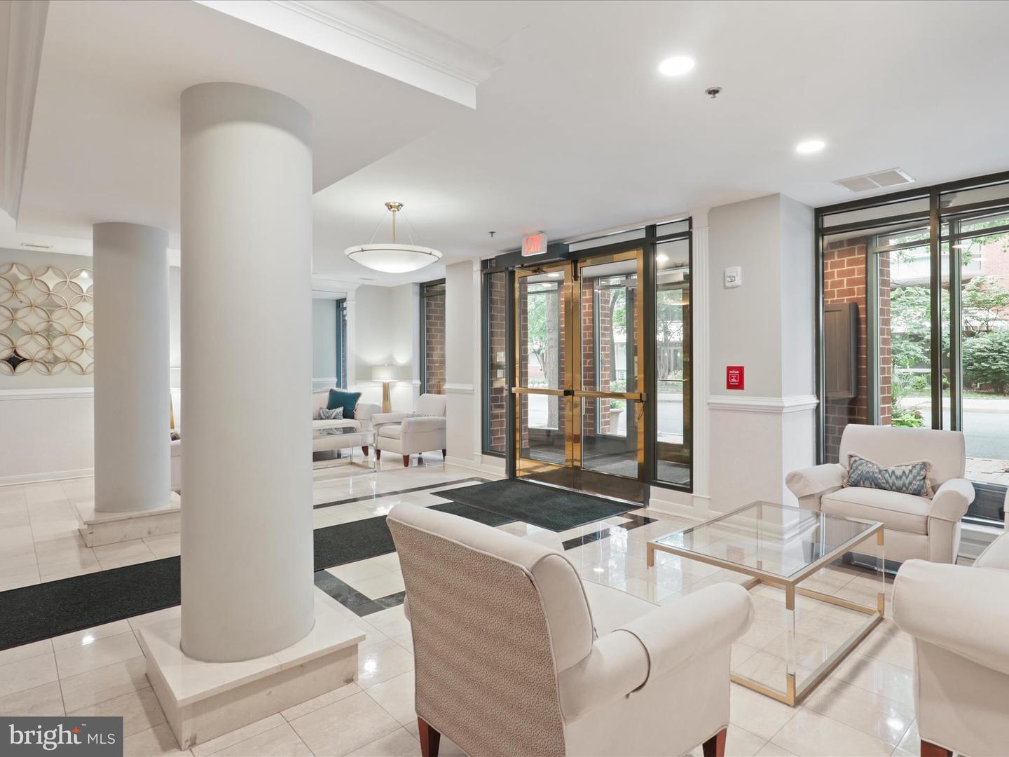 1045 N UTAH ST #2-404, ARLINGTON, Virginia 22201, 1 Bedroom Bedrooms, ,1 BathroomBathrooms,Residential,For sale,1045 N UTAH ST #2-404,VAAR2058280 MLS # VAAR2058280