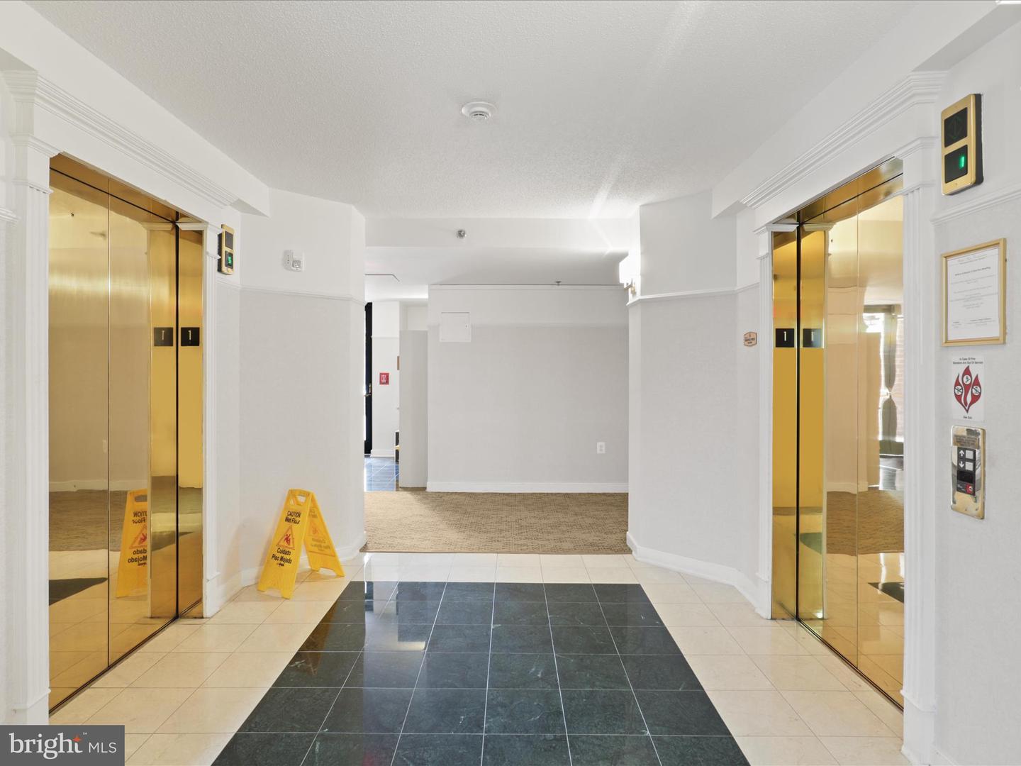 1045 N UTAH ST #2-404, ARLINGTON, Virginia 22201, 1 Bedroom Bedrooms, ,1 BathroomBathrooms,Residential,For sale,1045 N UTAH ST #2-404,VAAR2058280 MLS # VAAR2058280