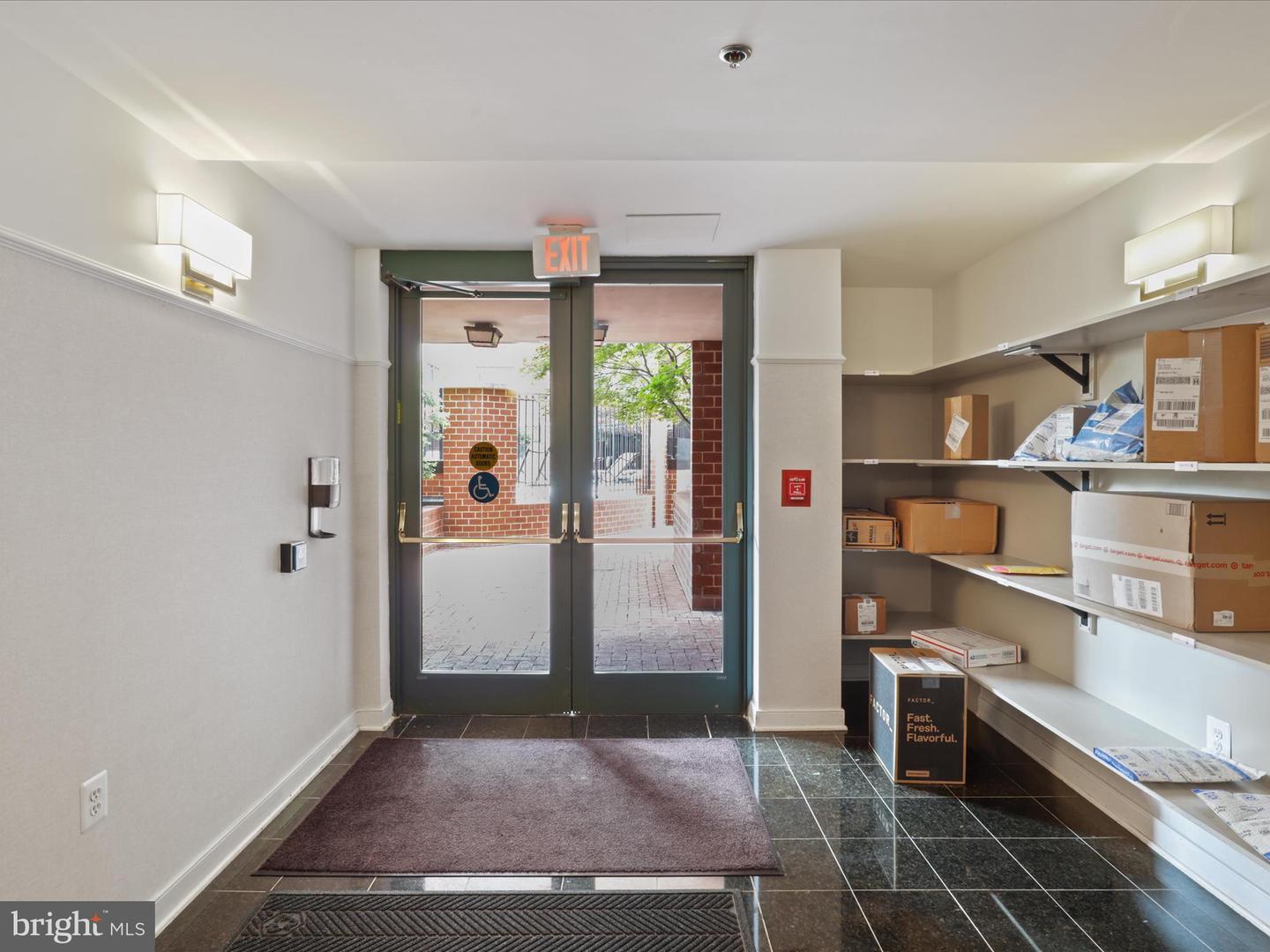 1045 N UTAH ST #2-404, ARLINGTON, Virginia 22201, 1 Bedroom Bedrooms, ,1 BathroomBathrooms,Residential,For sale,1045 N UTAH ST #2-404,VAAR2058280 MLS # VAAR2058280