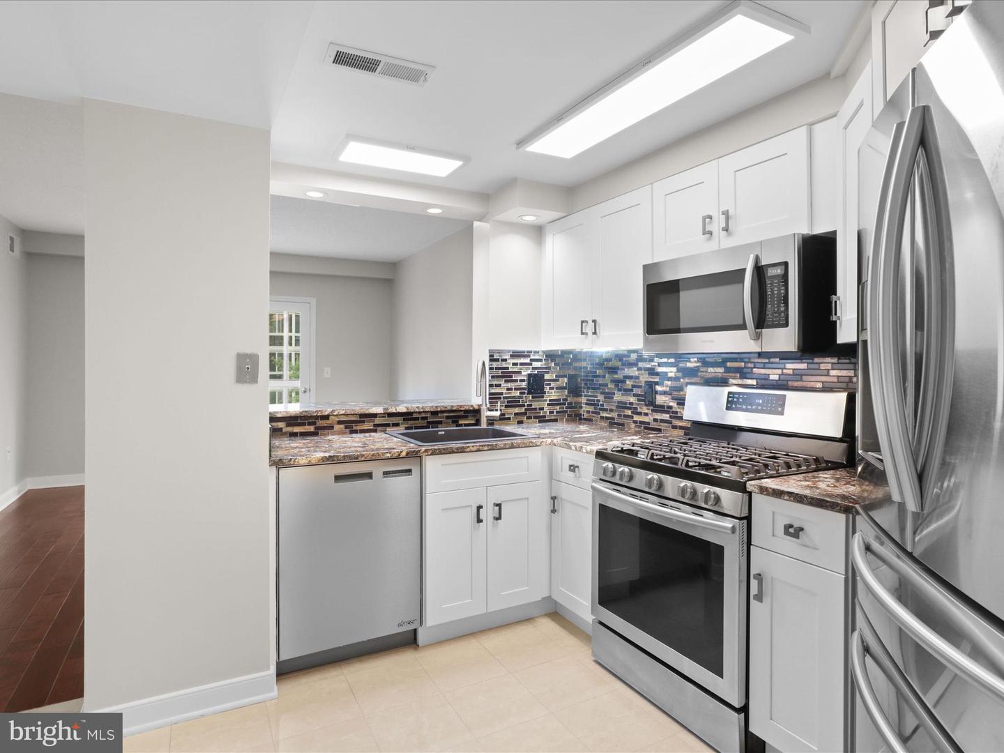 1045 N UTAH ST #2-404, ARLINGTON, Virginia 22201, 1 Bedroom Bedrooms, ,1 BathroomBathrooms,Residential,For sale,1045 N UTAH ST #2-404,VAAR2058280 MLS # VAAR2058280
