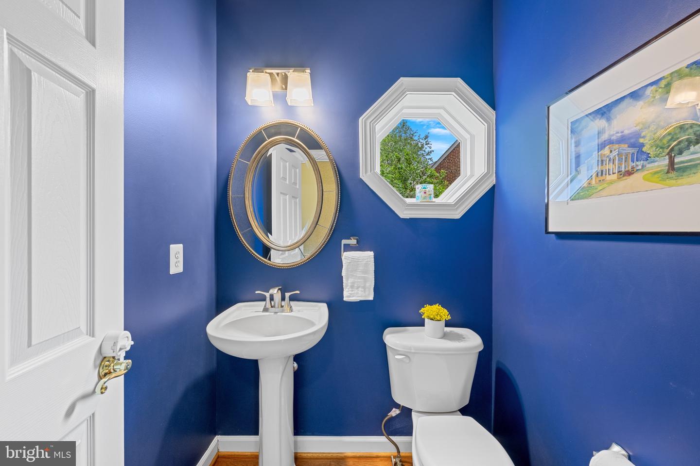 2425 N DICKERSON ST N, ARLINGTON, Virginia 22207, 4 Bedrooms Bedrooms, ,4 BathroomsBathrooms,Residential,For sale,2425 N DICKERSON ST N,VAAR2058284 MLS # VAAR2058284