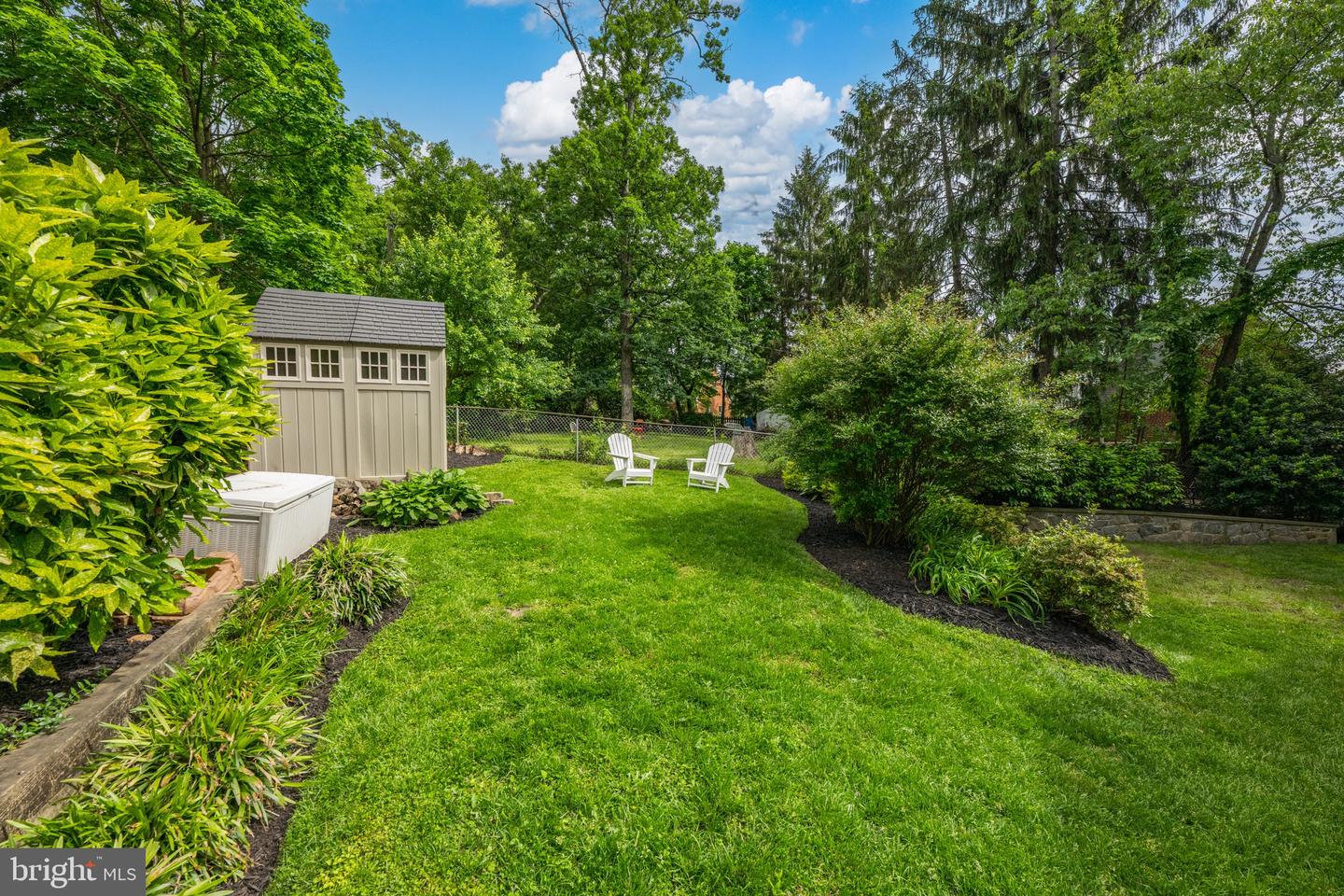 2425 N DICKERSON ST N, ARLINGTON, Virginia 22207, 4 Bedrooms Bedrooms, ,4 BathroomsBathrooms,Residential,For sale,2425 N DICKERSON ST N,VAAR2058284 MLS # VAAR2058284