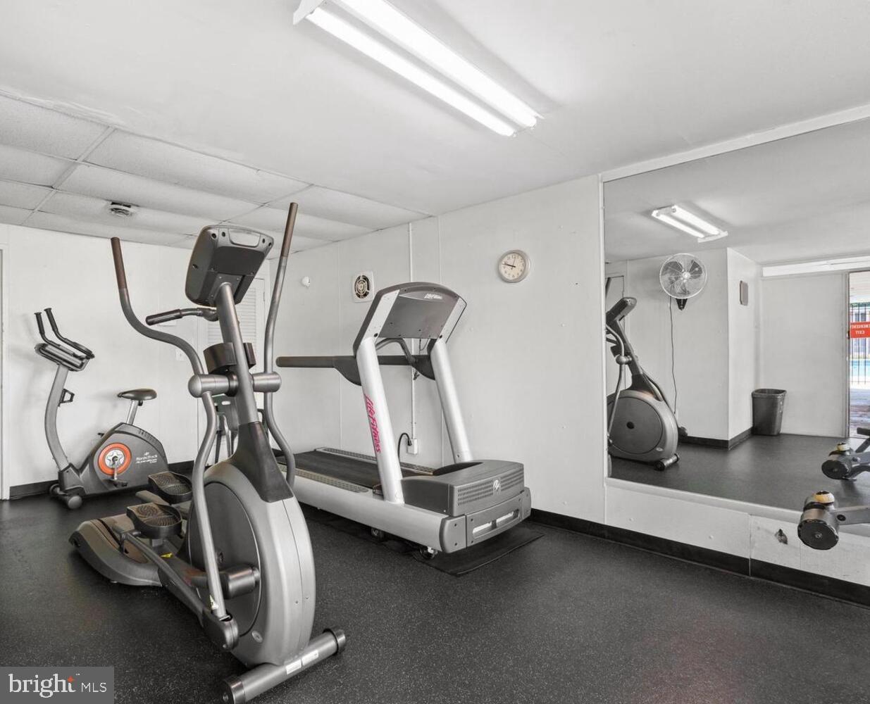 2525 HUNTINGTON AVE #18, ALEXANDRIA, Virginia 22303, 1 Bedroom Bedrooms, ,1 BathroomBathrooms,Residential,For sale,2525 HUNTINGTON AVE #18,VAFX2243566 MLS # VAFX2243566