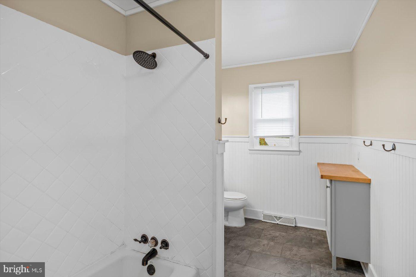 7615 MORRIS RD, SPOTSYLVANIA, Virginia 22551, 3 Bedrooms Bedrooms, 8 Rooms Rooms,2 BathroomsBathrooms,Residential,For sale,7615 MORRIS RD,VASP2033486 MLS # VASP2033486