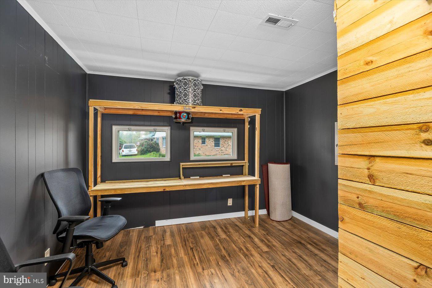 7615 MORRIS RD, SPOTSYLVANIA, Virginia 22551, 3 Bedrooms Bedrooms, 8 Rooms Rooms,2 BathroomsBathrooms,Residential,For sale,7615 MORRIS RD,VASP2033486 MLS # VASP2033486