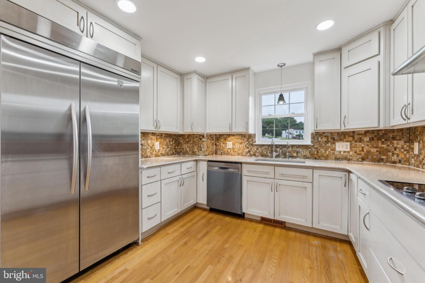 13320 SCIBILIA CT, FAIRFAX, Virginia 22033, 6 Bedrooms Bedrooms, ,3 BathroomsBathrooms,Residential,For sale,13320 SCIBILIA CT,VAFX2243580 MLS # VAFX2243580