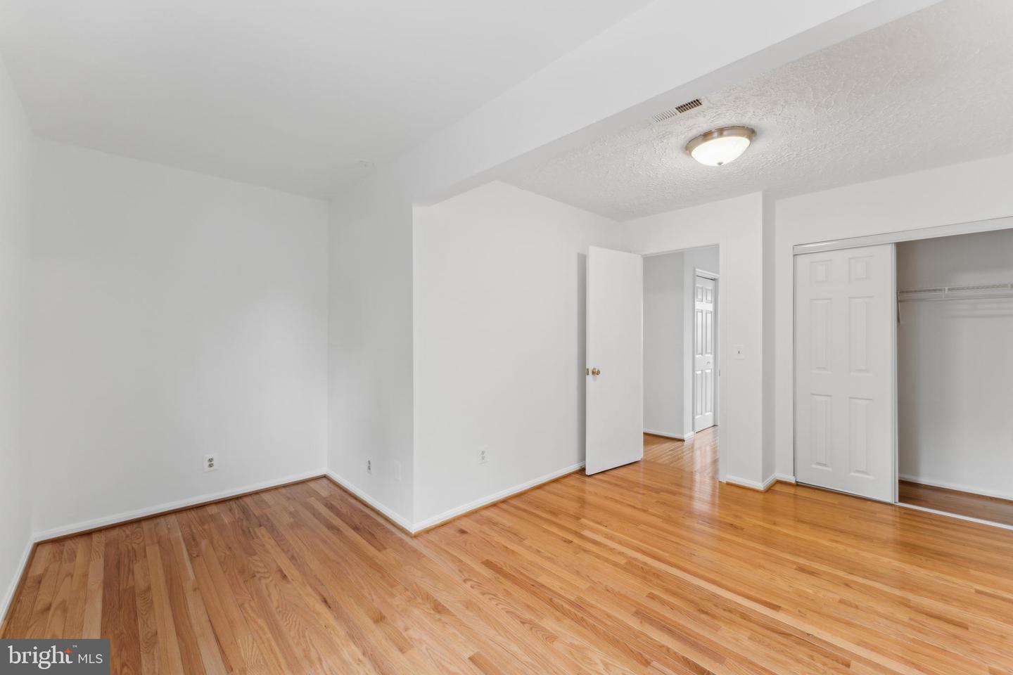 13320 SCIBILIA CT, FAIRFAX, Virginia 22033, 6 Bedrooms Bedrooms, ,3 BathroomsBathrooms,Residential,For sale,13320 SCIBILIA CT,VAFX2243580 MLS # VAFX2243580