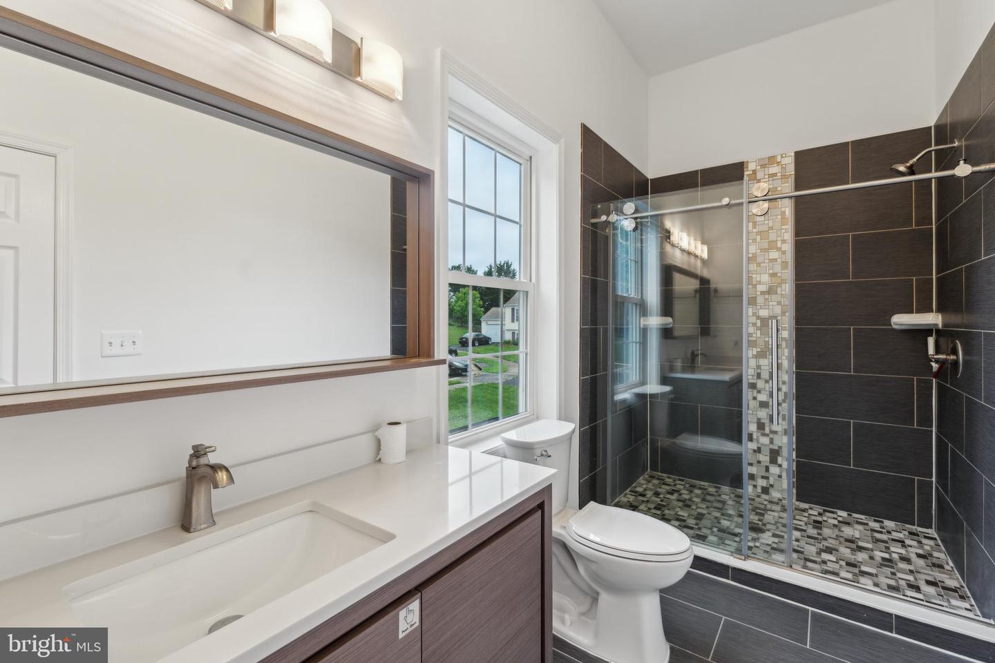 13320 SCIBILIA CT, FAIRFAX, Virginia 22033, 6 Bedrooms Bedrooms, ,3 BathroomsBathrooms,Residential,For sale,13320 SCIBILIA CT,VAFX2243580 MLS # VAFX2243580