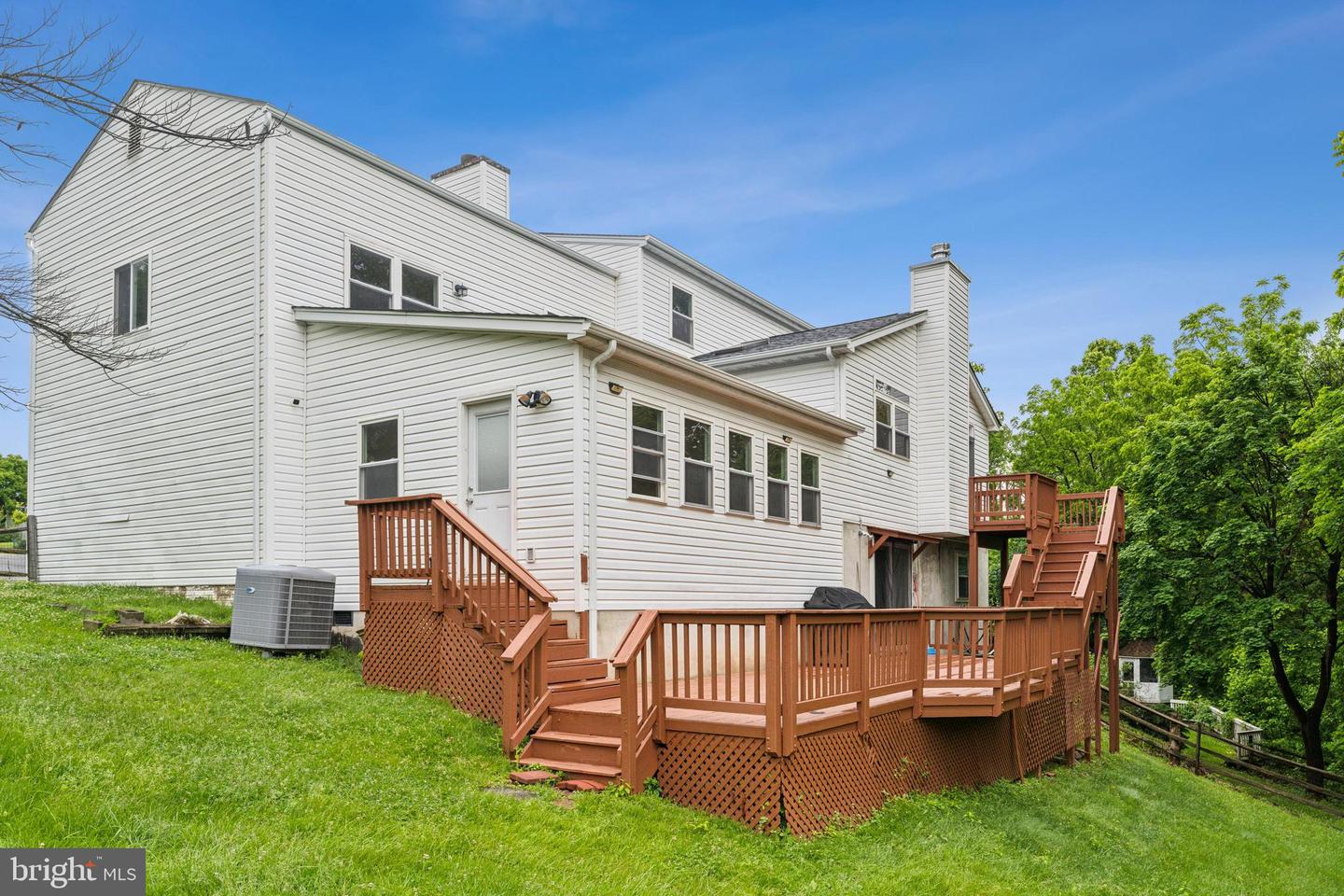 13320 SCIBILIA CT, FAIRFAX, Virginia 22033, 6 Bedrooms Bedrooms, ,3 BathroomsBathrooms,Residential,For sale,13320 SCIBILIA CT,VAFX2243580 MLS # VAFX2243580