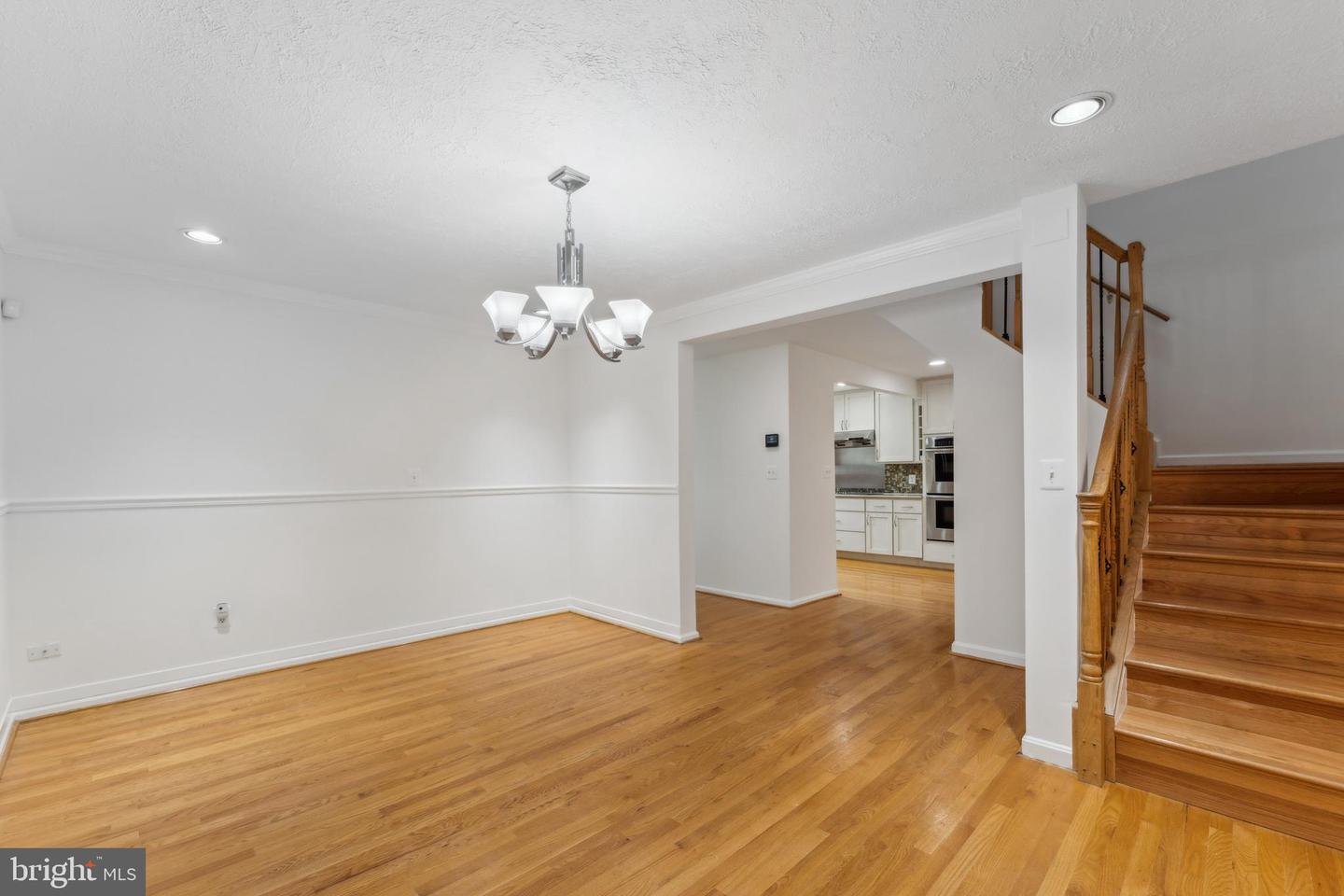 13320 SCIBILIA CT, FAIRFAX, Virginia 22033, 6 Bedrooms Bedrooms, ,3 BathroomsBathrooms,Residential,For sale,13320 SCIBILIA CT,VAFX2243580 MLS # VAFX2243580
