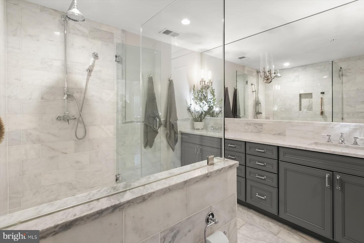 1775 CHURCH ST NW #8, WASHINGTON, District Of Columbia 20036, 2 Bedrooms Bedrooms, ,2 BathroomsBathrooms,Residential,For sale,1775 CHURCH ST NW #8,DCDC2202736 MLS # DCDC2202736