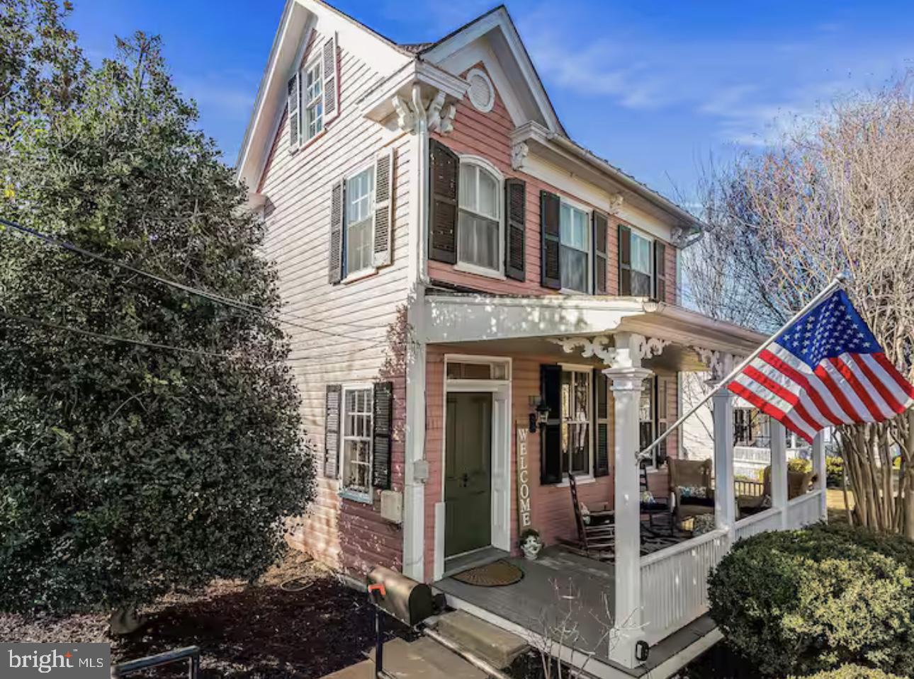 431 S KING ST, LEESBURG, Virginia 20175, 4 Bedrooms Bedrooms, ,2 BathroomsBathrooms,Residential,For sale,431 S KING ST,VALO2098012 MLS # VALO2098012