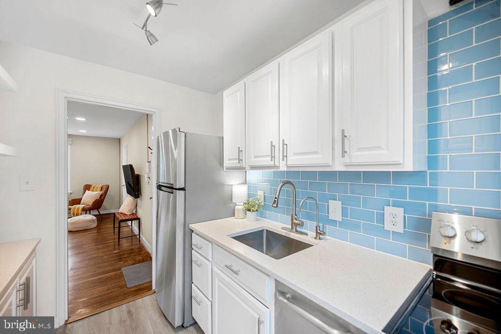 117 E GLEBE RD #C, ALEXANDRIA, Virginia 22305, 1 Bedroom Bedrooms, ,1 BathroomBathrooms,Residential,For sale,117 E GLEBE RD #C,VAAX2045768 MLS # VAAX2045768