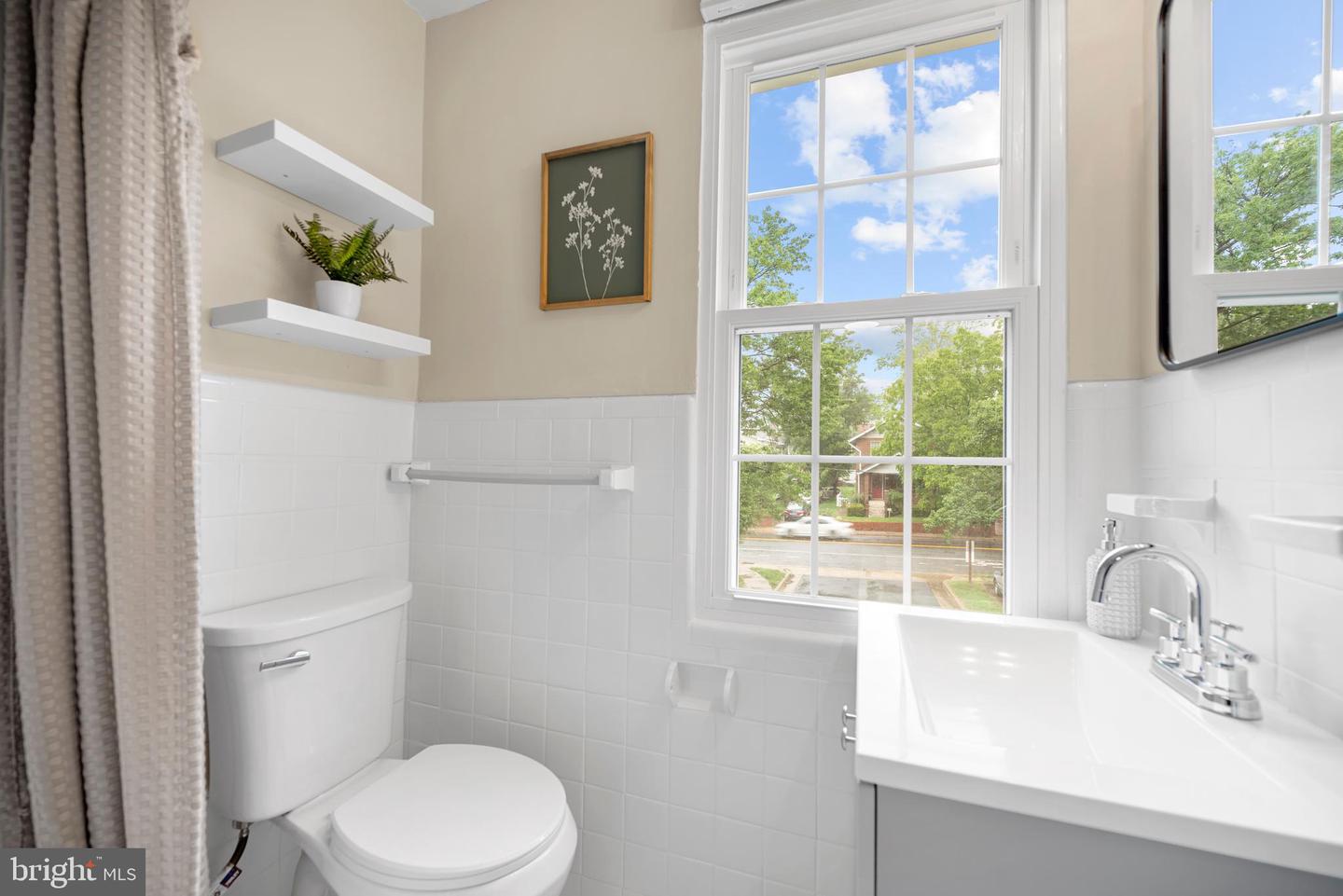 117 E GLEBE RD #C, ALEXANDRIA, Virginia 22305, 1 Bedroom Bedrooms, ,1 BathroomBathrooms,Residential,For sale,117 E GLEBE RD #C,VAAX2045768 MLS # VAAX2045768