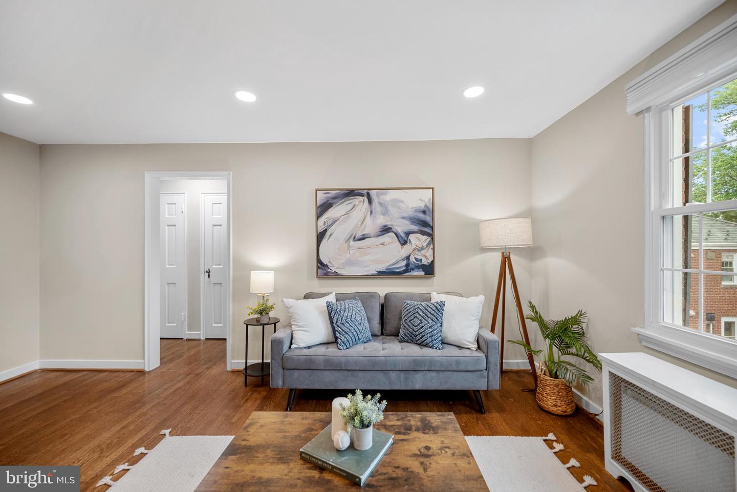 117 E GLEBE RD #C, ALEXANDRIA, Virginia 22305, 1 Bedroom Bedrooms, ,1 BathroomBathrooms,Residential,For sale,117 E GLEBE RD #C,VAAX2045768 MLS # VAAX2045768