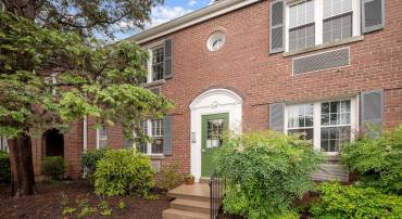 117 E GLEBE RD #C, ALEXANDRIA, Virginia 22305, 1 Bedroom Bedrooms, ,1 BathroomBathrooms,Residential,For sale,117 E GLEBE RD #C,VAAX2045768 MLS # VAAX2045768