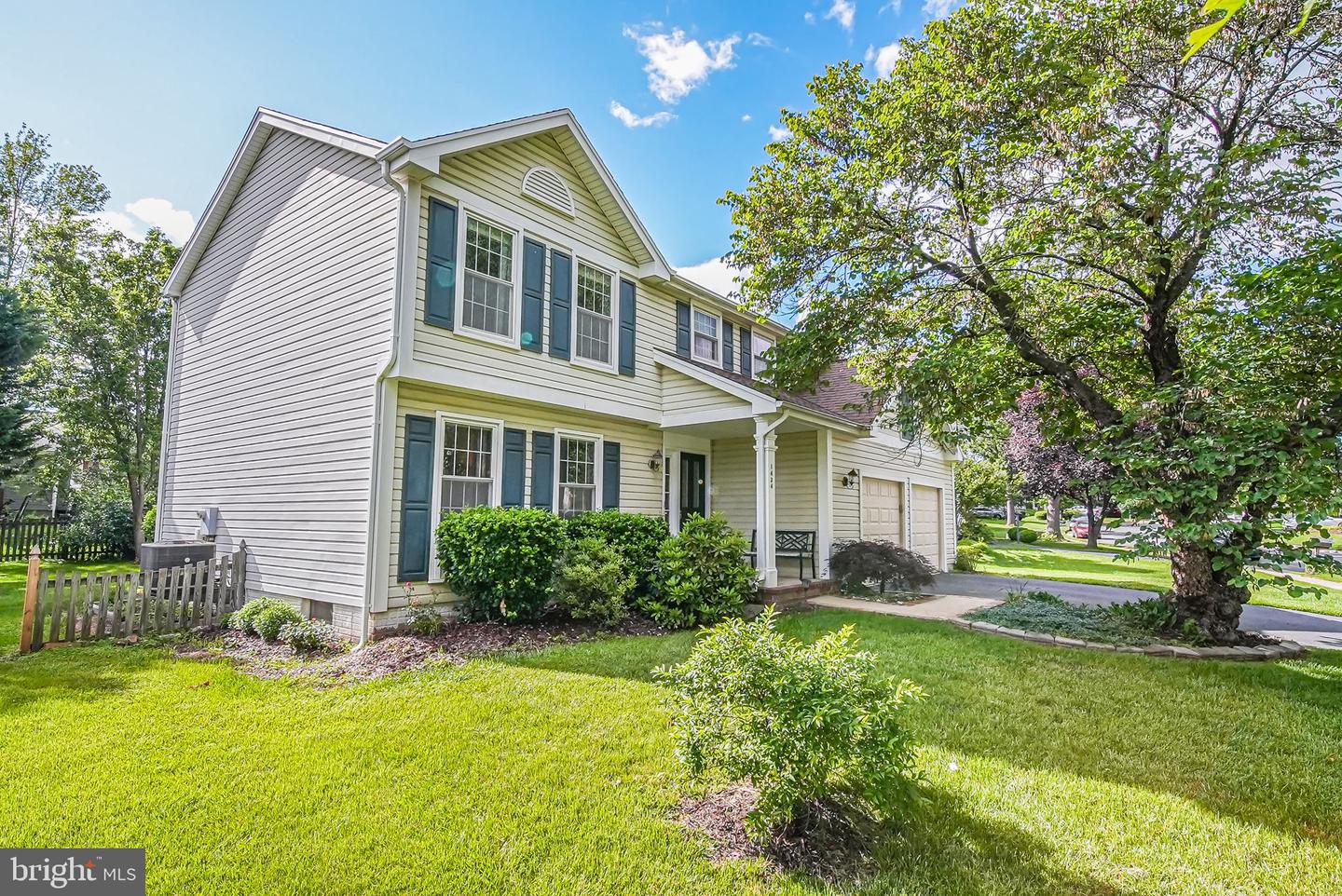 1434 CELLAR CREEK WAY, HERNDON, Virginia 20170, 4 Bedrooms Bedrooms, ,3 BathroomsBathrooms,Residential,For sale,1434 CELLAR CREEK WAY,VAFX2243560 MLS # VAFX2243560