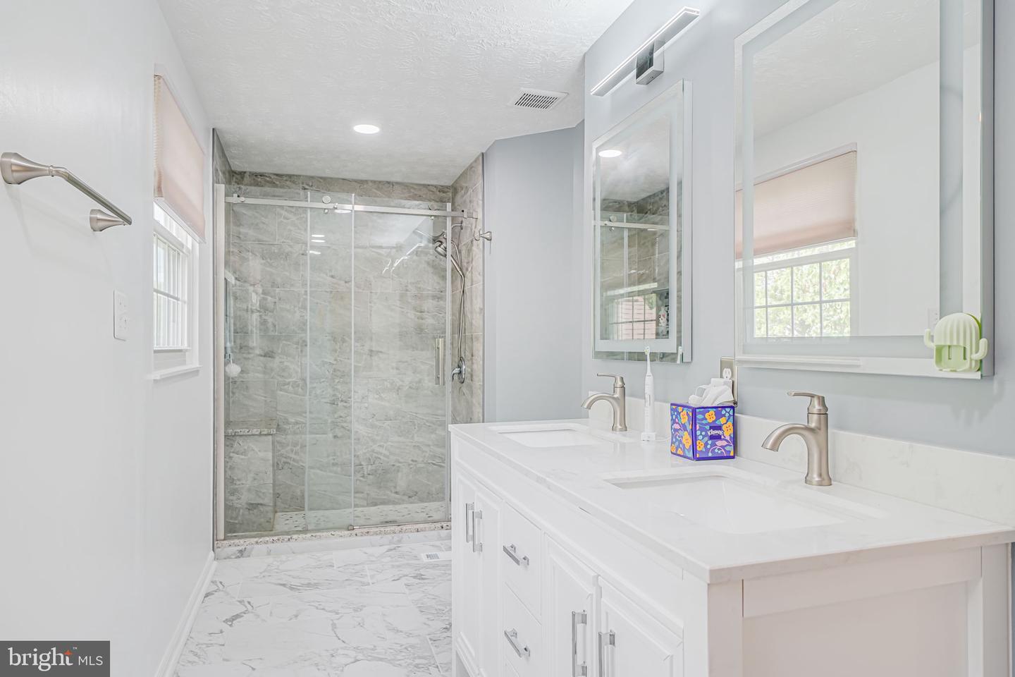 1434 CELLAR CREEK WAY, HERNDON, Virginia 20170, 4 Bedrooms Bedrooms, ,3 BathroomsBathrooms,Residential,For sale,1434 CELLAR CREEK WAY,VAFX2243560 MLS # VAFX2243560