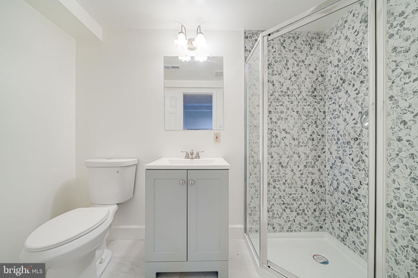 1434 CELLAR CREEK WAY, HERNDON, Virginia 20170, 4 Bedrooms Bedrooms, ,3 BathroomsBathrooms,Residential,For sale,1434 CELLAR CREEK WAY,VAFX2243560 MLS # VAFX2243560