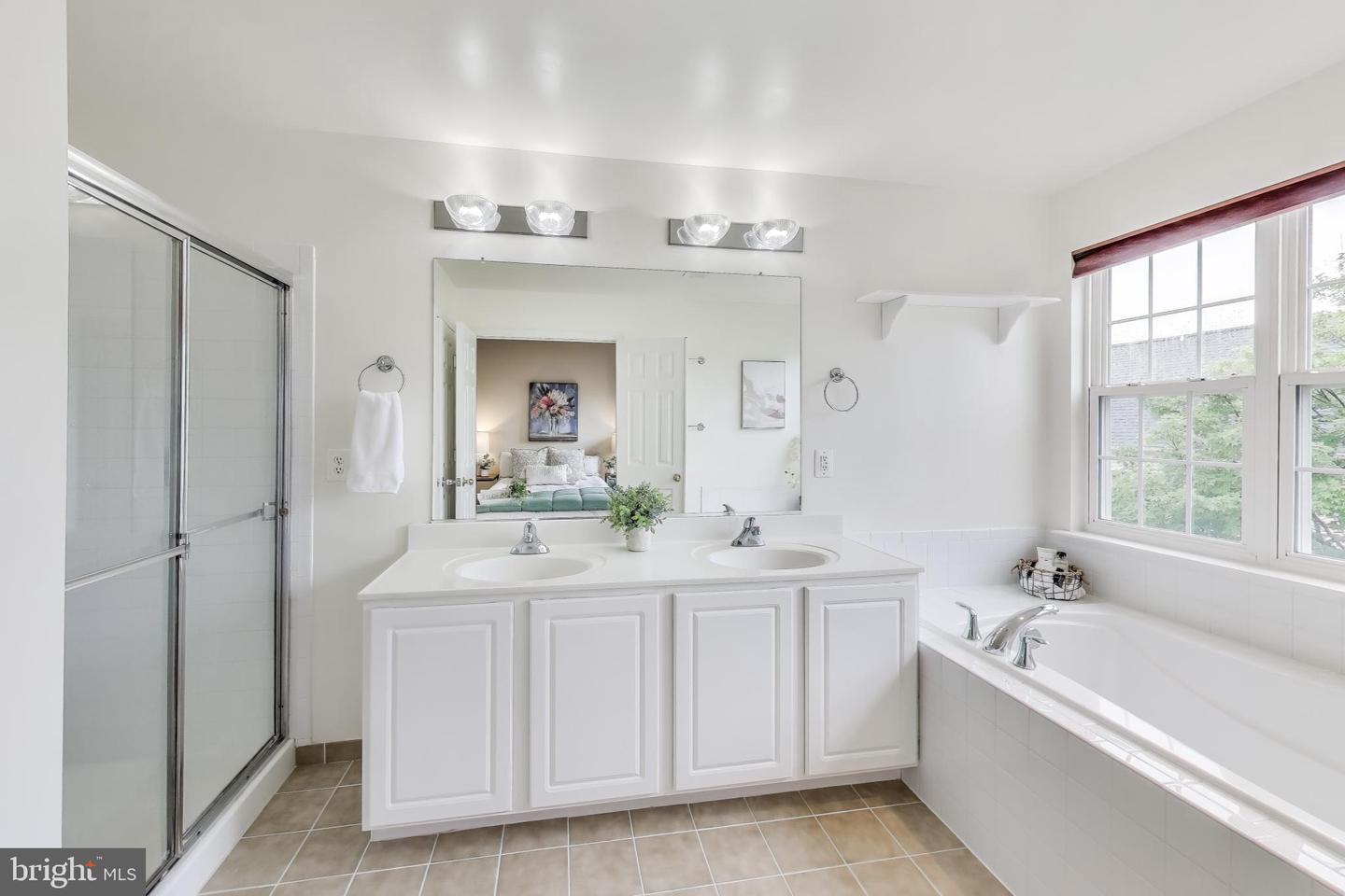 35551 SARASOTA ST, ROUND HILL, Virginia 20141, 4 Bedrooms Bedrooms, ,2 BathroomsBathrooms,Residential,For sale,35551 SARASOTA ST,VALO2098030 MLS # VALO2098030