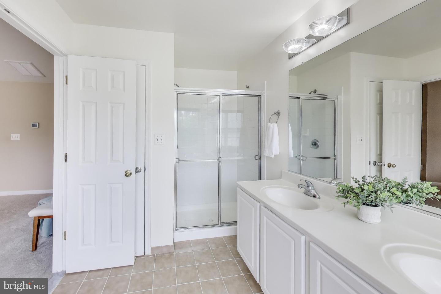 35551 SARASOTA ST, ROUND HILL, Virginia 20141, 4 Bedrooms Bedrooms, ,2 BathroomsBathrooms,Residential,For sale,35551 SARASOTA ST,VALO2098030 MLS # VALO2098030