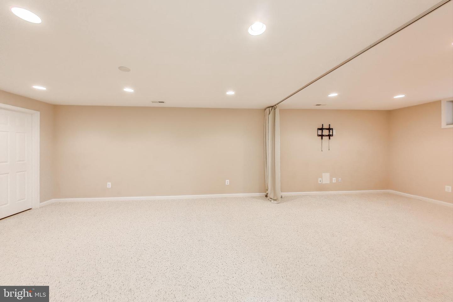 35551 SARASOTA ST, ROUND HILL, Virginia 20141, 4 Bedrooms Bedrooms, ,2 BathroomsBathrooms,Residential,For sale,35551 SARASOTA ST,VALO2098030 MLS # VALO2098030