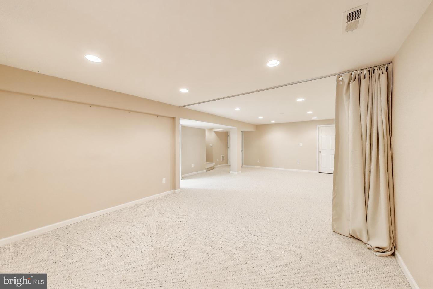 35551 SARASOTA ST, ROUND HILL, Virginia 20141, 4 Bedrooms Bedrooms, ,2 BathroomsBathrooms,Residential,For sale,35551 SARASOTA ST,VALO2098030 MLS # VALO2098030