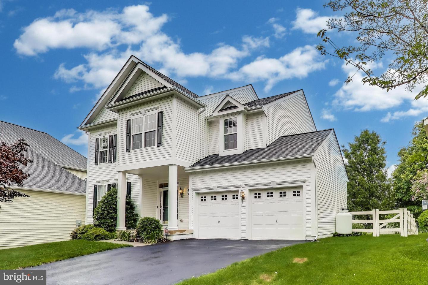 35551 SARASOTA ST, ROUND HILL, Virginia 20141, 4 Bedrooms Bedrooms, ,2 BathroomsBathrooms,Residential,For sale,35551 SARASOTA ST,VALO2098030 MLS # VALO2098030