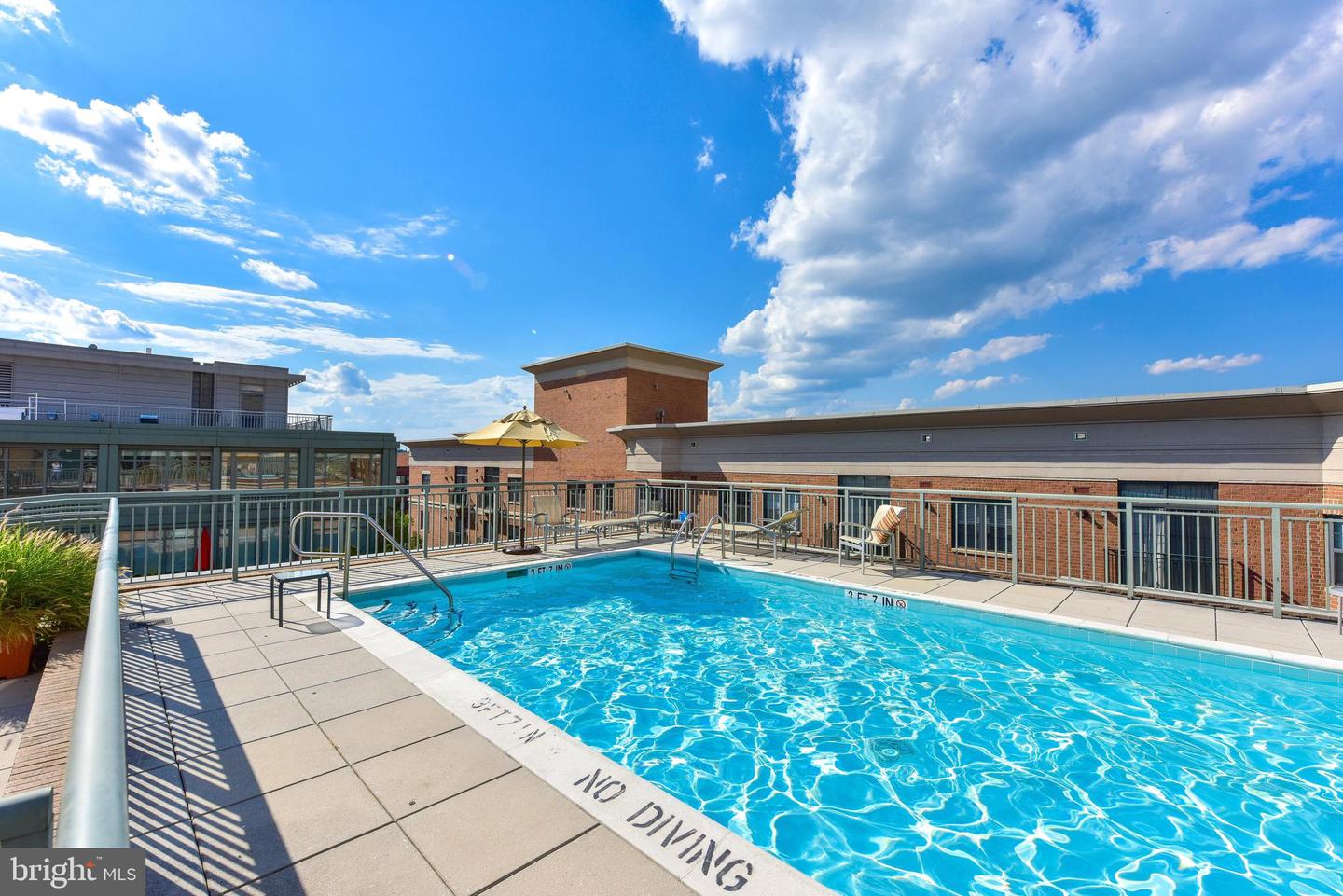 2425 L ST NW #328, WASHINGTON, District Of Columbia 20037, 1 Bedroom Bedrooms, ,1 BathroomBathrooms,Residential,For sale,2425 L ST NW #328,DCDC2202772 MLS # DCDC2202772