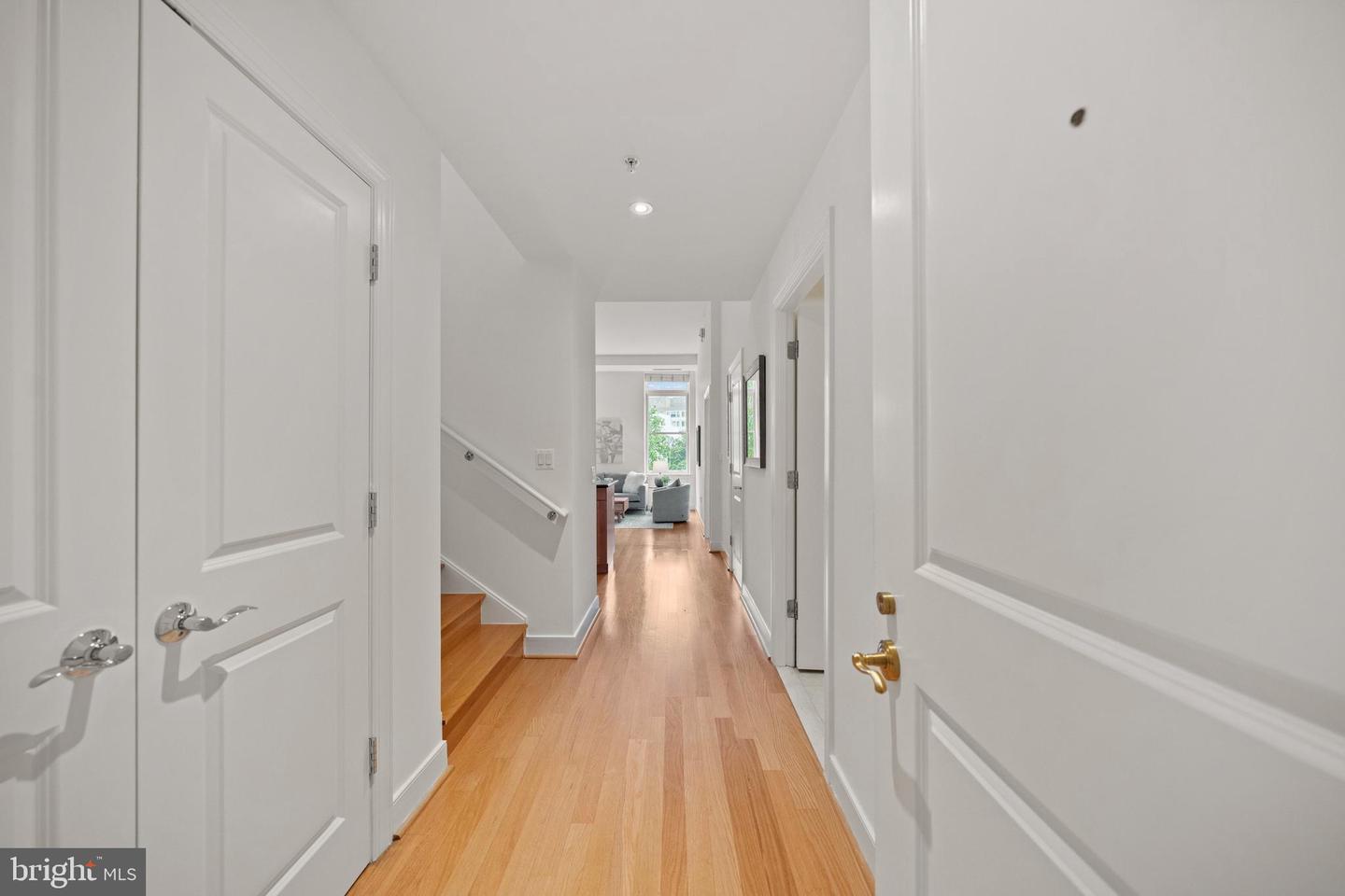 2425 L ST NW #328, WASHINGTON, District Of Columbia 20037, 1 Bedroom Bedrooms, ,1 BathroomBathrooms,Residential,For sale,2425 L ST NW #328,DCDC2202772 MLS # DCDC2202772