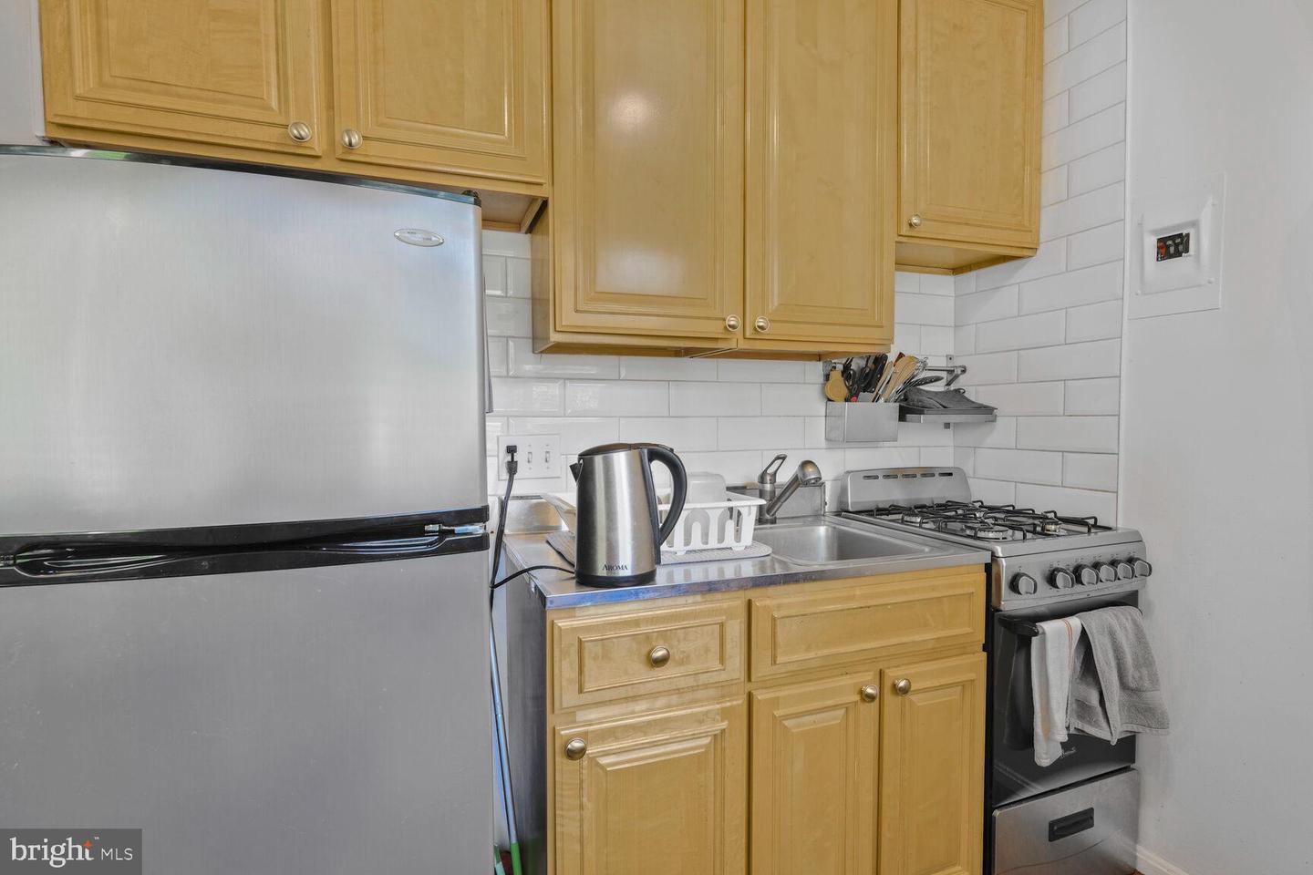 2710 MACOMB ST NW #202, WASHINGTON, District Of Columbia 20008, ,1 BathroomBathrooms,Residential,For sale,2710 MACOMB ST NW #202,DCDC2202832 MLS # DCDC2202832