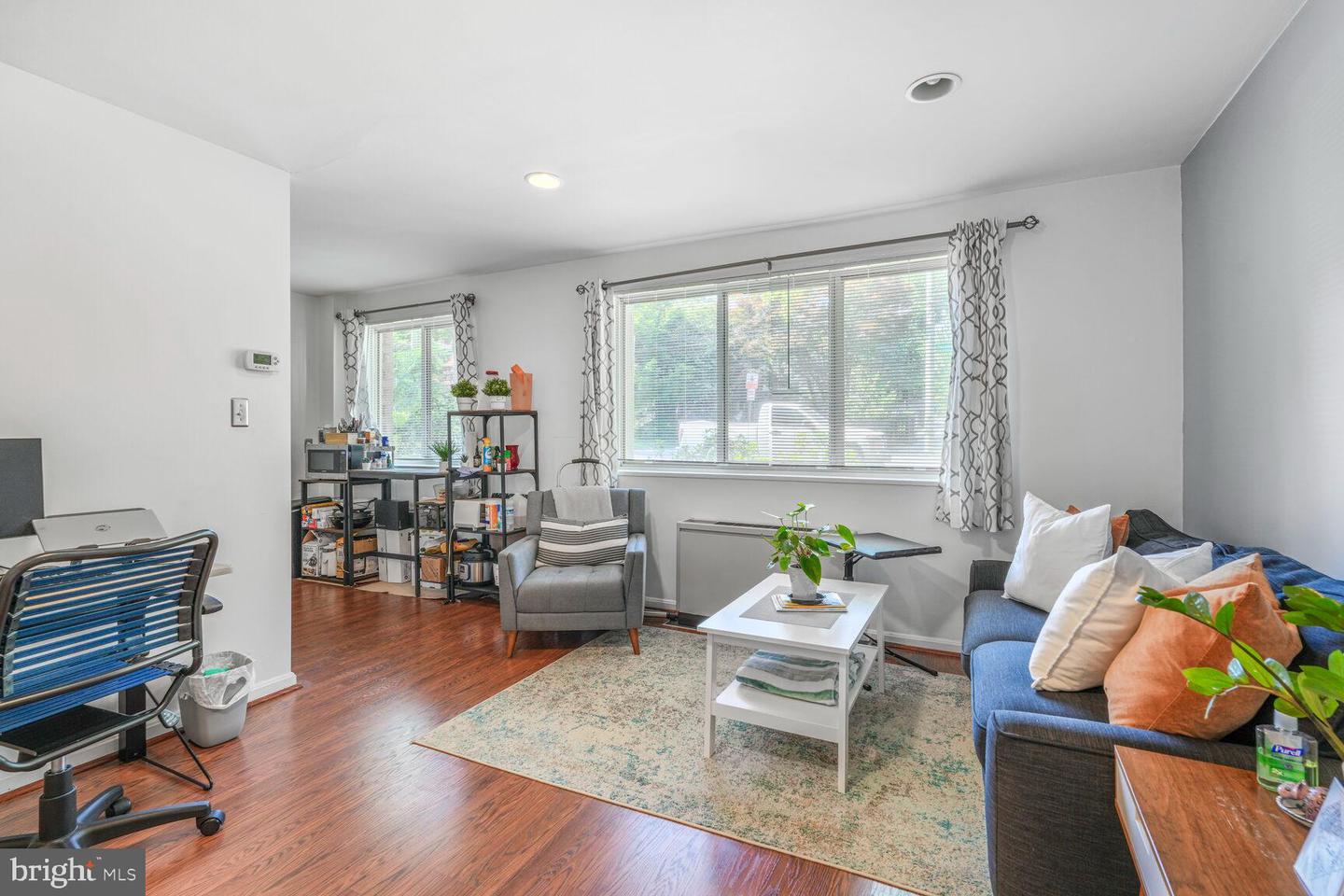 2710 MACOMB ST NW #202, WASHINGTON, District Of Columbia 20008, ,1 BathroomBathrooms,Residential,For sale,2710 MACOMB ST NW #202,DCDC2202832 MLS # DCDC2202832