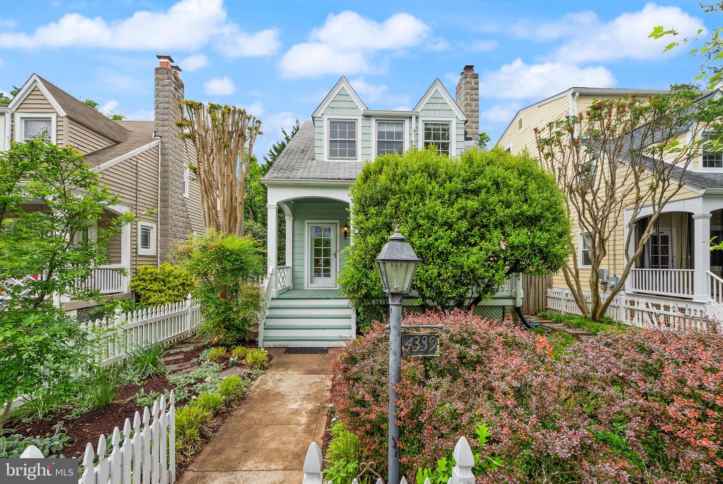 4339 BRANDYWINE ST NW, WASHINGTON, District Of Columbia 20016, 4 Bedrooms Bedrooms, ,3 BathroomsBathrooms,Residential,For sale,4339 BRANDYWINE ST NW,DCDC2202892 MLS # DCDC2202892