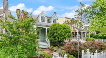 4339 BRANDYWINE ST NW, WASHINGTON, District Of Columbia 20016, 4 Bedrooms Bedrooms, ,3 BathroomsBathrooms,Residential,For sale,4339 BRANDYWINE ST NW,DCDC2202892 MLS # DCDC2202892