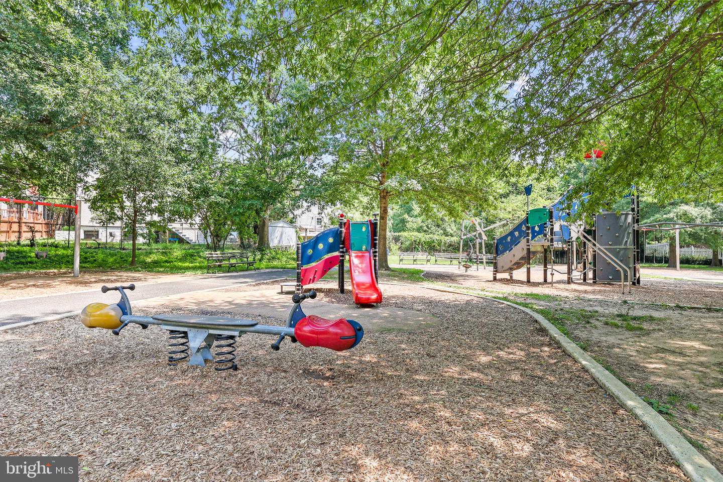 6947 28TH ST N, ARLINGTON, Virginia 22213, 3 Bedrooms Bedrooms, ,2 BathroomsBathrooms,Residential,For sale,6947 28TH ST N,VAAR2058330 MLS # VAAR2058330