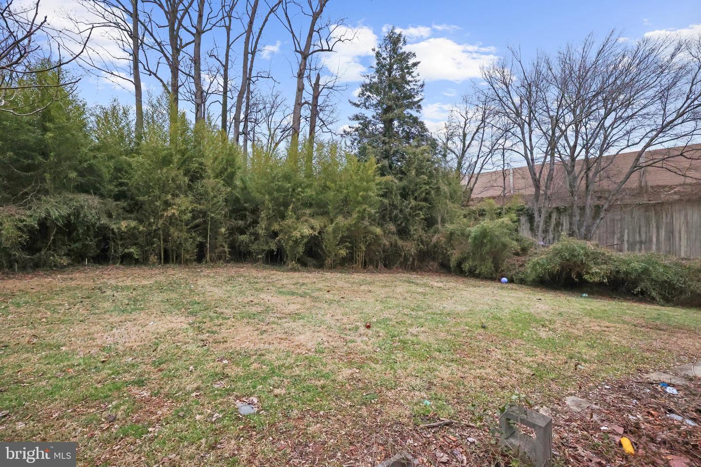 6947 28TH ST N, ARLINGTON, Virginia 22213, 3 Bedrooms Bedrooms, ,2 BathroomsBathrooms,Residential,For sale,6947 28TH ST N,VAAR2058330 MLS # VAAR2058330