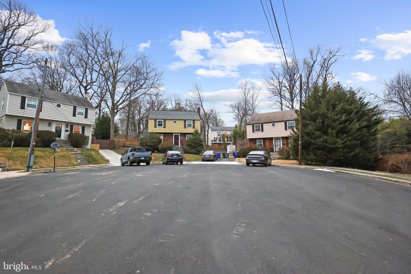 6947 28TH ST N, ARLINGTON, Virginia 22213, 3 Bedrooms Bedrooms, ,2 BathroomsBathrooms,Residential,For sale,6947 28TH ST N,VAAR2058330 MLS # VAAR2058330
