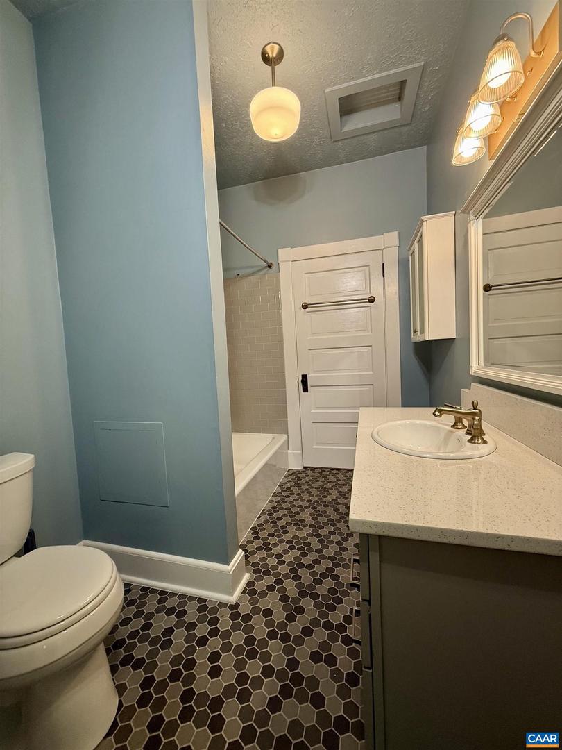 1421 EARLY ST, CHARLOTTESVILLE, Virginia 22902, 3 Bedrooms Bedrooms, ,1 BathroomBathrooms,Residential,For sale,1421 EARLY ST,665050 MLS # 665050