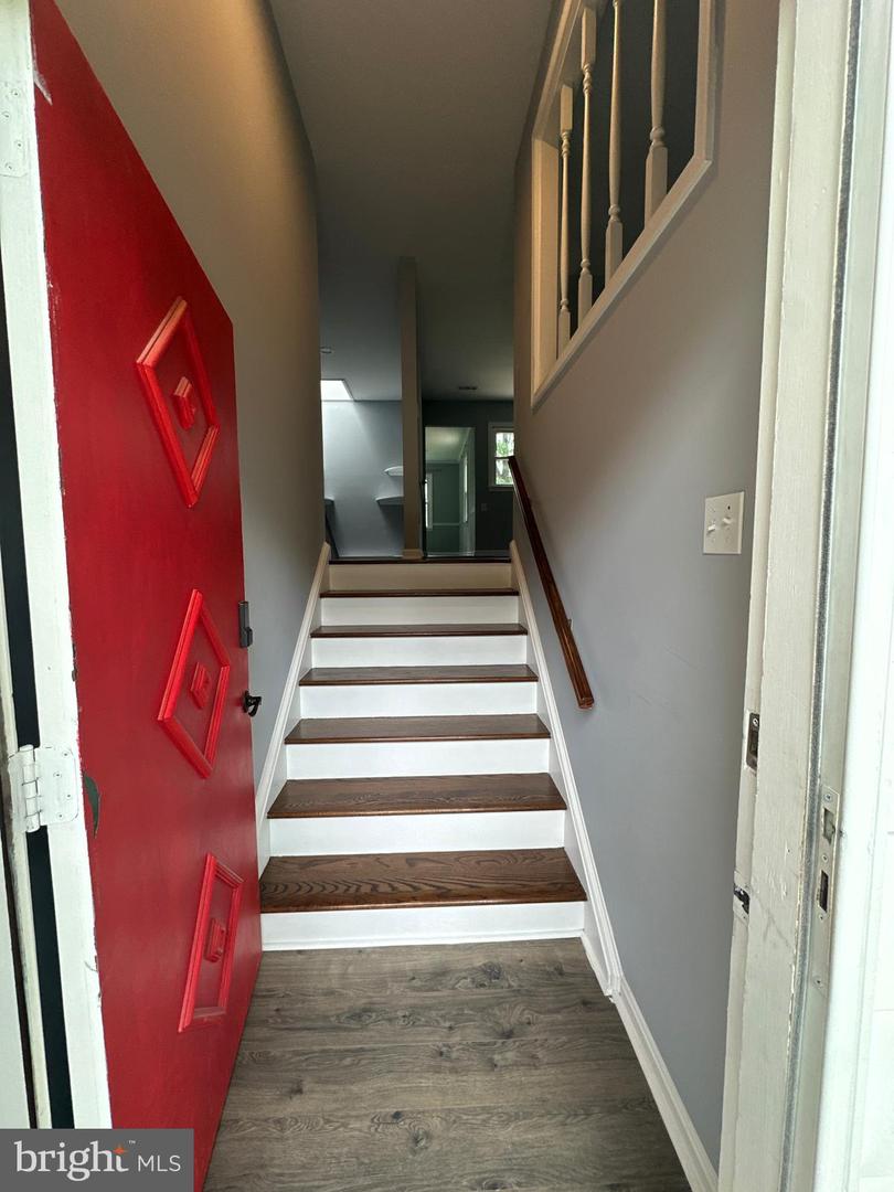 9512 SILAS DR, NOKESVILLE, Virginia 20181, 4 Bedrooms Bedrooms, ,3 BathroomsBathrooms,Residential,For sale,9512 SILAS DR,VAPW2095750 MLS # VAPW2095750