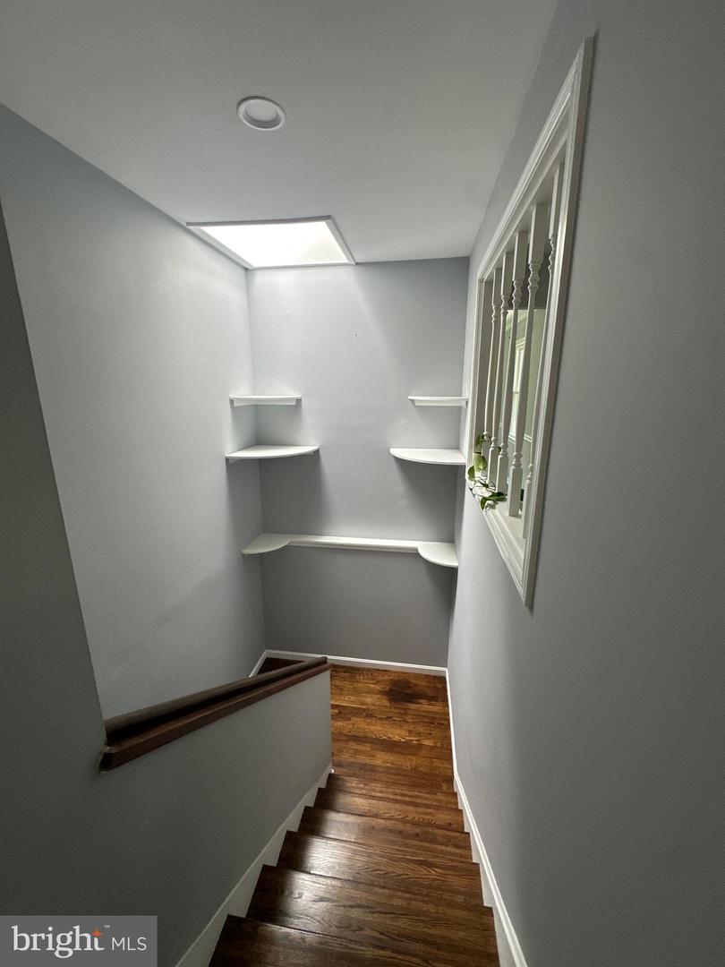 9512 SILAS DR, NOKESVILLE, Virginia 20181, 4 Bedrooms Bedrooms, ,3 BathroomsBathrooms,Residential,For sale,9512 SILAS DR,VAPW2095750 MLS # VAPW2095750