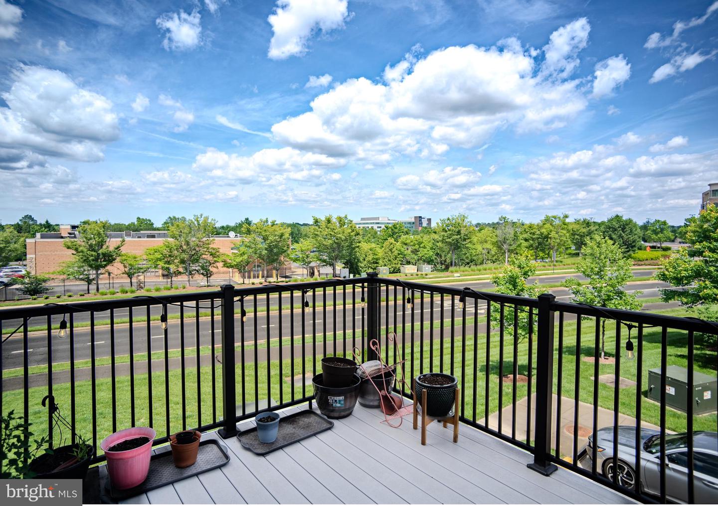 24480 AMHERST FOREST TER, ALDIE, Virginia 20105, 3 Bedrooms Bedrooms, ,2 BathroomsBathrooms,Residential,For sale,24480 AMHERST FOREST TER,VALO2098148 MLS # VALO2098148
