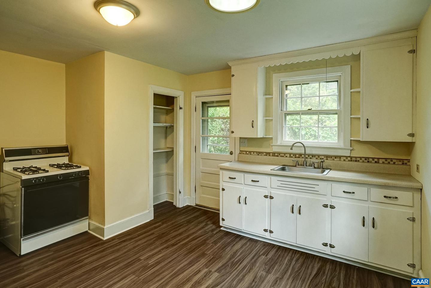 2425 JEFFERSON PARK AVE, CHARLOTTESVILLE, Virginia 22903, 6 Bedrooms Bedrooms, ,3 BathroomsBathrooms,Residential,For sale,2425 JEFFERSON PARK AVE,665068 MLS # 665068
