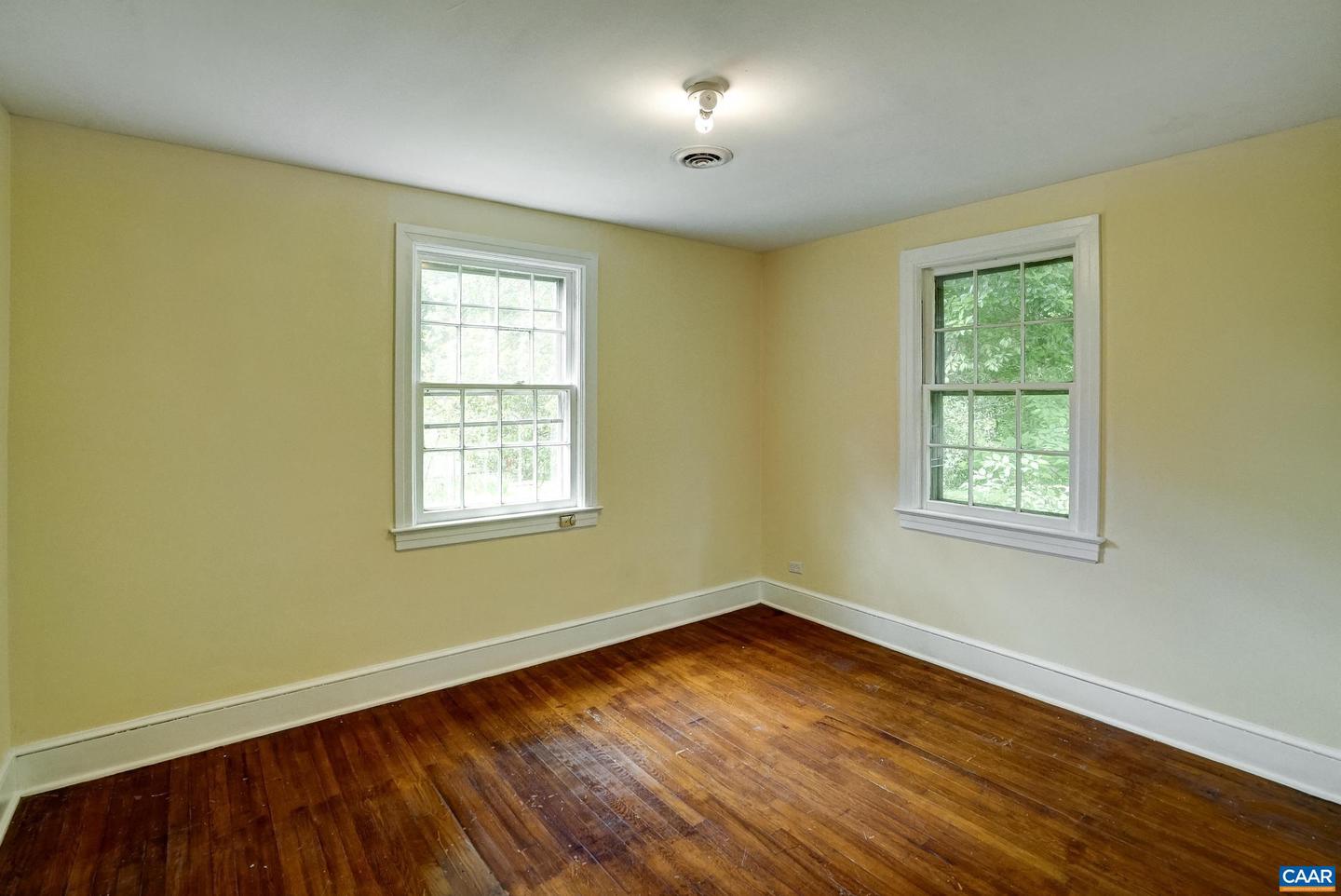 2425 JEFFERSON PARK AVE, CHARLOTTESVILLE, Virginia 22903, 6 Bedrooms Bedrooms, ,3 BathroomsBathrooms,Residential,For sale,2425 JEFFERSON PARK AVE,665068 MLS # 665068