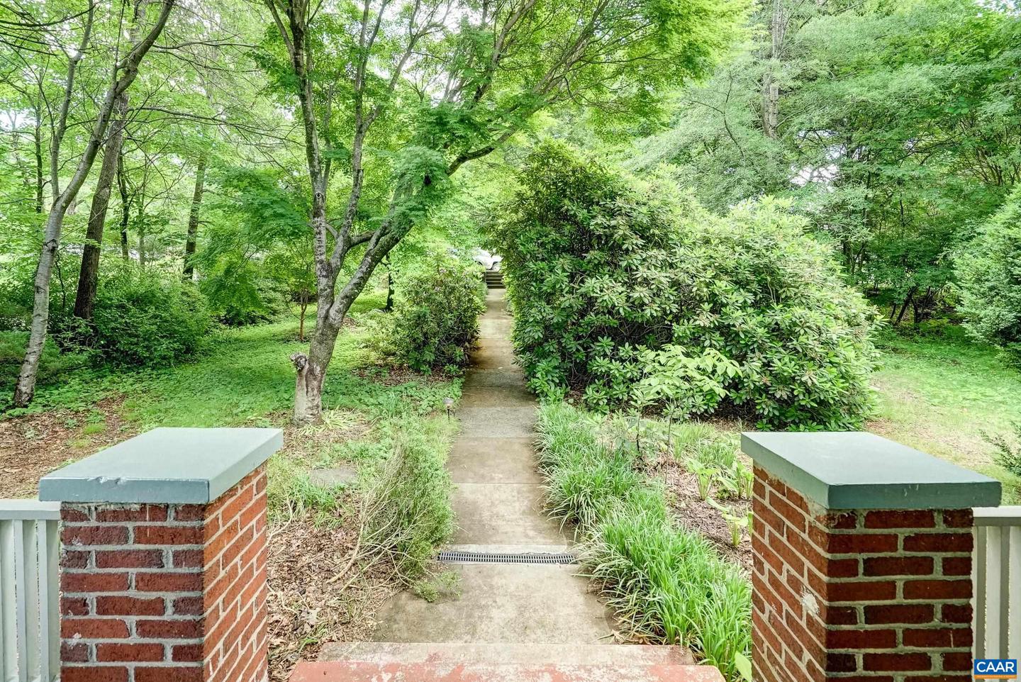 2425 JEFFERSON PARK AVE, CHARLOTTESVILLE, Virginia 22903, 6 Bedrooms Bedrooms, ,3 BathroomsBathrooms,Residential,For sale,2425 JEFFERSON PARK AVE,665068 MLS # 665068