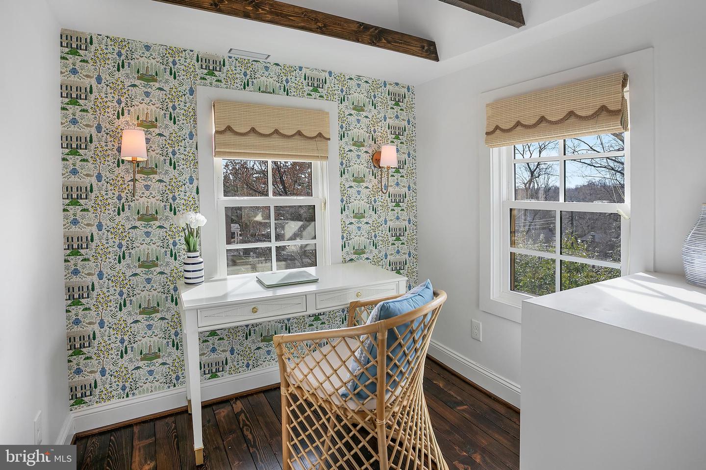 1506 N NICHOLAS ST, ARLINGTON, Virginia 22205, 4 Bedrooms Bedrooms, ,2 BathroomsBathrooms,Residential,For sale,1506 N NICHOLAS ST,VAAR2058380 MLS # VAAR2058380